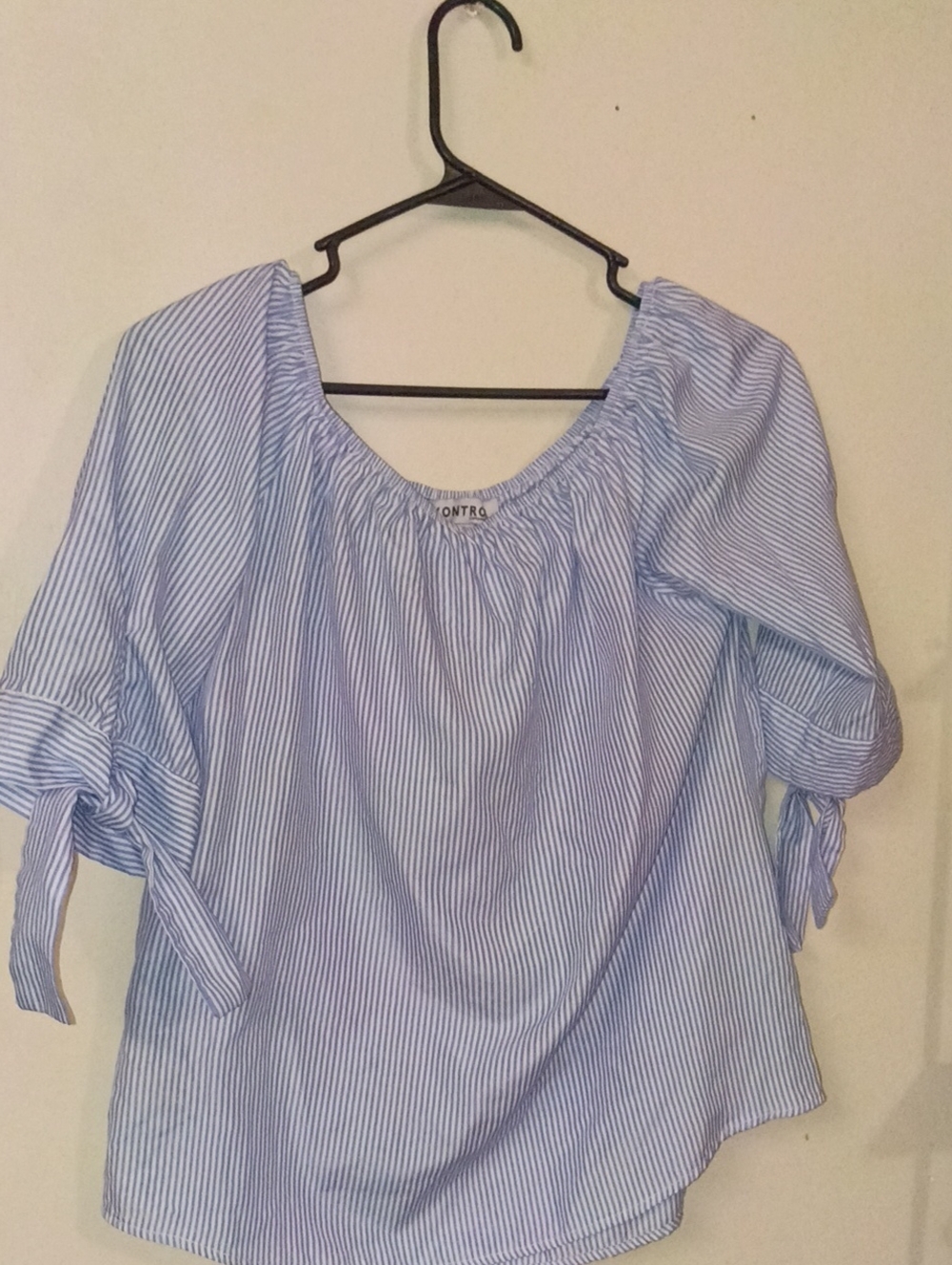 Control Striped Blue Off-Shoulder Tie Sleeve Top Size Small